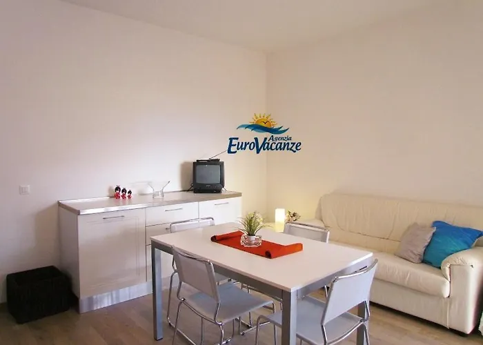 Villaggio Sirenuse بيبيوني